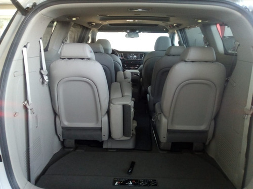 Kia Carnival Premium 8 A/t Crdi 2.2 197cv