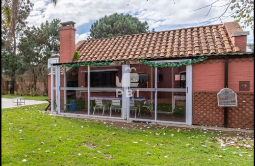 Casa 5 Dorm. Con Piscina Cerrada. Finde Semana Portezuelo