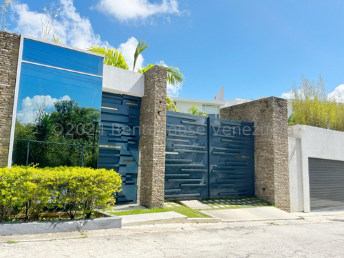 Apartamento En Alquiler Tipo Loft En Oripoto Remodelada Moderno Doble Altura Iluminada Con Hermosa Vista De 390 Mtrs2 A 10 Min De La Muralla 24-14767