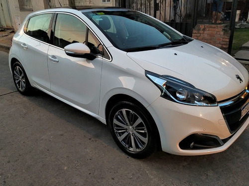 Peugeot 208 1.6 Feline 2018