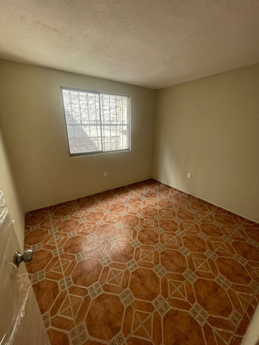 Venta De Casa En Palmas 1, Ixtapaluca, 4 Recamaras, Amplia Y Con Buenos Terminados.