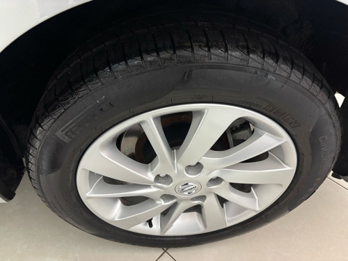 Nissan Sentra 2.0 SV 16V FLEX 4P AUTOMÁTICO