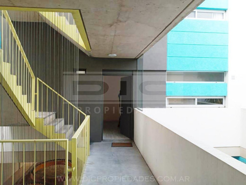 Imagen 17 de 29 de Semipiso De 3 Amb Con Cochera, Estilo Moderno En San Isidro