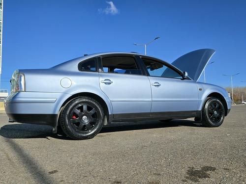 Volkswagen Passat 2.8 V6
