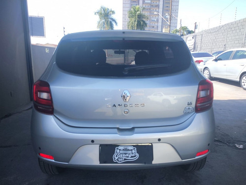 Imagem 2 de 10 de Sandero Expression Hi-power 1.6 8v 5p