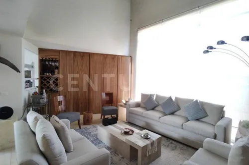 Casa Residencial En Venta Amueblada, Fracc. La Trinidad, Tlaxcalancingo Pue