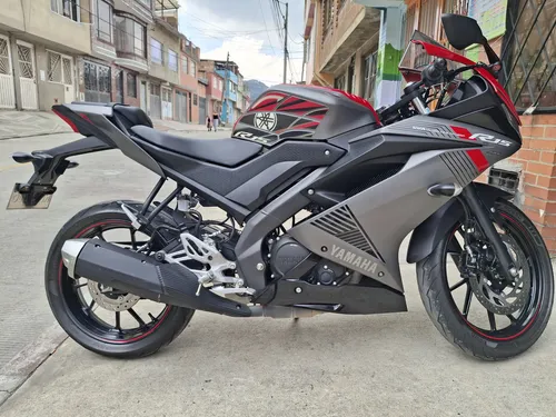 Yamaha R15 V3