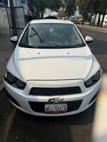 Chevrolet Sonic A 5vel Aa Mt