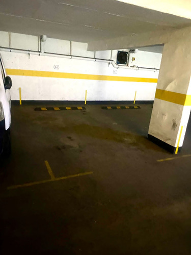 Ojo Estacionamiento En Arriendo General Jose Artigas