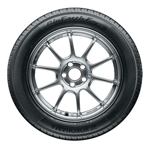 Imagen 3 de 6 de Kit X2 Neumáticos Yokohama 175 65 R15 84h Bluearth Es32