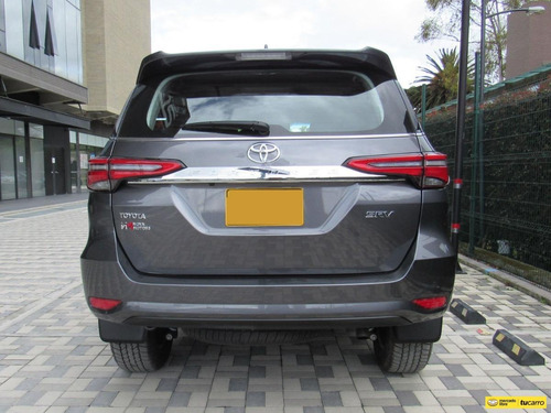 Imagen 5 de 13 de Toyota Fortuner Crv 2.8 Diesel 4x4 2022