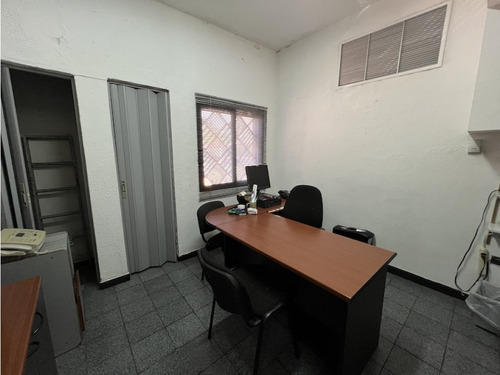 Local/casa Comercial A Pie De Calle 400 M2 Alquiler Y Venta