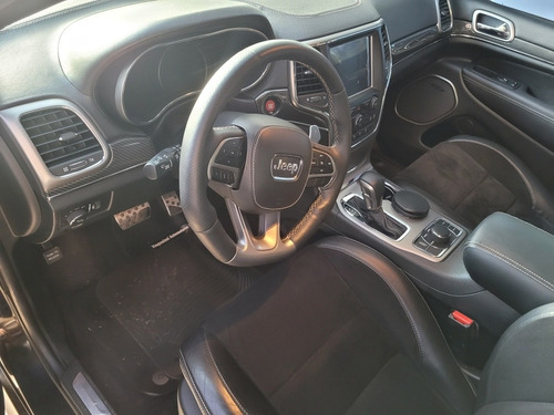 Imagen 6 de 11 de Jeep Grand Cherokee 6.4 Srt Atx 465hp At 2017