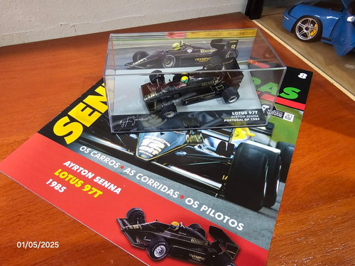 Miniatura F1 Lotus 98t (1986) Ayrton Senna + Fascículo Preto (Usado)