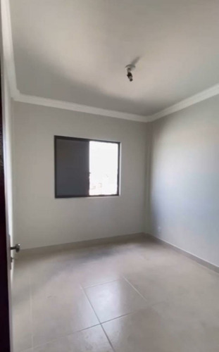 Imagem 9 de 14 de Apartamento - Padrão, Para Venda Em Uberlândia/mg - Rfroosev