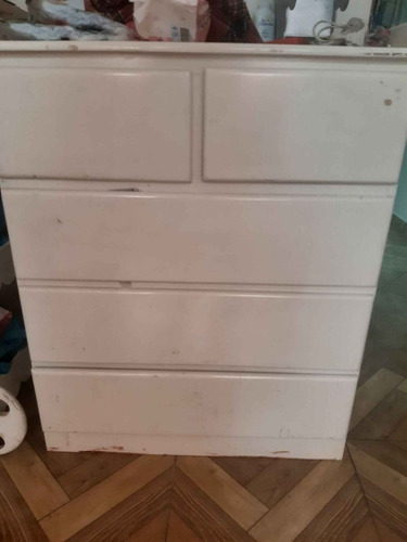 Vendo Cuna + Colchon Rosen + Comoda