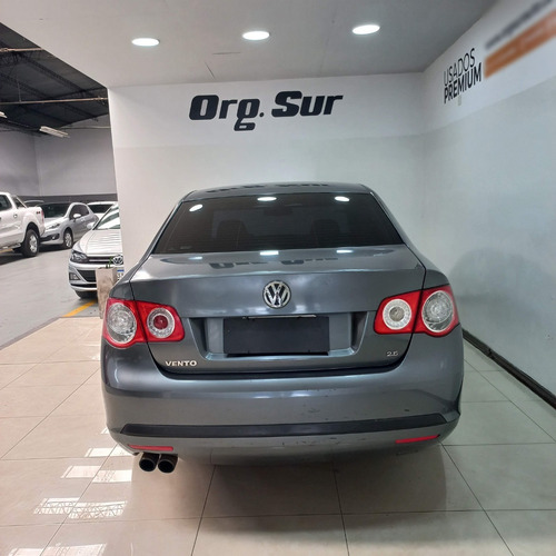 Imagen 3 de 8 de Volkswagen Vento Luxury Tipt 2.5l