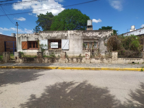 V90- Casa A Modificar En El Centro De Villa Cura Brochero. 