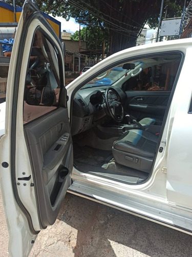 Imagem 7 de 11 de Toyota Hilux 3.0 Srv 4x4 Cd 16v Turbo Intercooler Diesel 4p