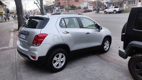 Imagen 4 de 18 de Chevrolet Tracker 2018 1.8 Ltz 140cv