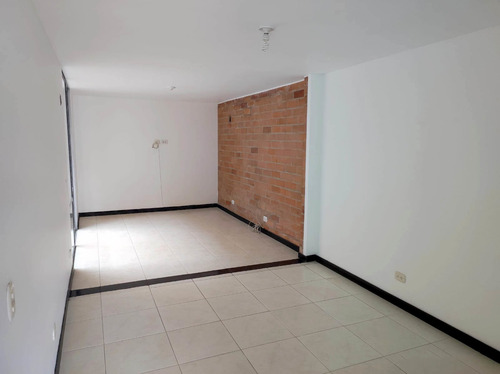 Imagen 7 de 13 de Hermosa Casa Unifamiliar En Suramérica La Estrella.