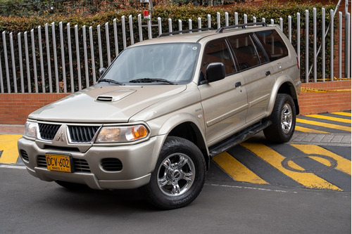 Mitsubishi Nativa 2.8 Gls Fl Automática