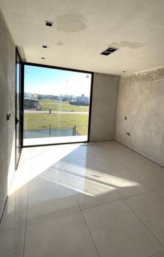 En Venta Casa A Estrenar 3 Dormitorios En Viento Sur Country