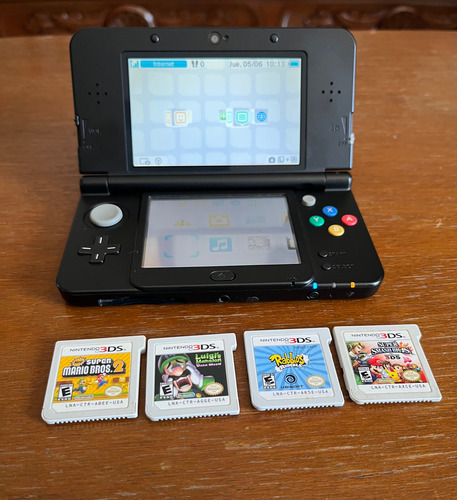 New Nintendo 3ds Con Juegos Y Garantía Negro (Usado)