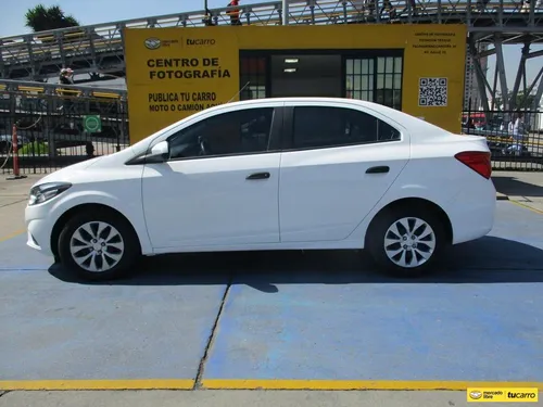 Chevrolet Onix Lt 1400cc Mt Aa