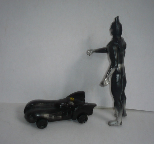 Batman Y Batimovil Bootleg - Juguete De Plástico D Colección (Usado)