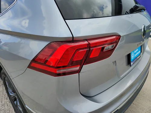 Volkswagen Tiguan 5p Comfortline L4/1.4/T Aut