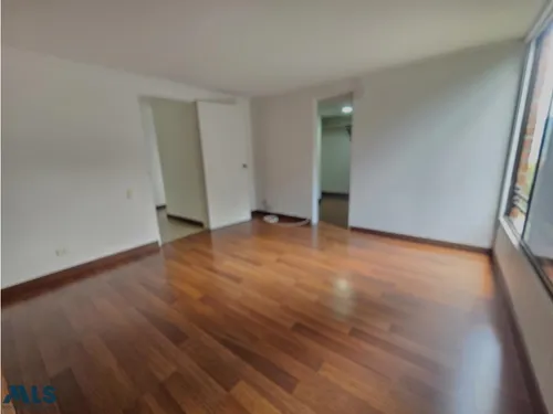 Amplios Espacios Y Excelente Ubicacion(mls#255253)