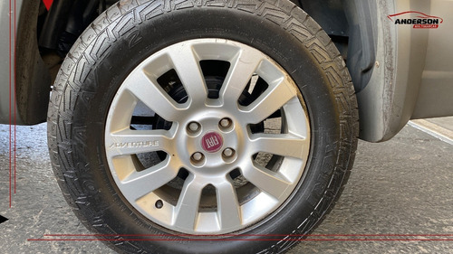 Imagem 8 de 8 de Strada Adventure 1.8 Flex