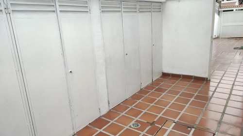 Imagen 14 de 30 de Se Vende Casa En El Trigal Norte Calle Cerrada Atc-825 Angela Betancourt 042125067379 04244900499