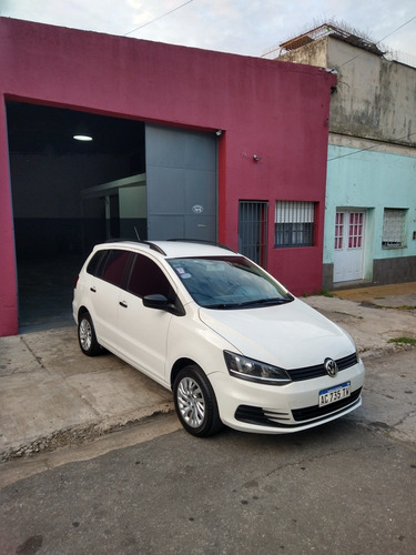 Imagen 8 de 14 de Volkswagen Suran 1.6 Comfortline 101cv 2017