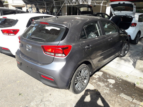 Kia Rio Sx Premium Automatic Cuero Techo Carplay Display 7
