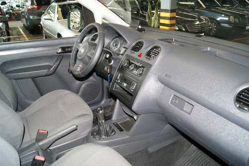 Imagen 13 de 15 de Volkswagen Caddy 2015. 5 Velocidades, A/c, Impecable.