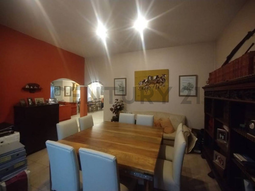 Vendo Casa En Barrio Club De Campo-guaymallen-mendoza