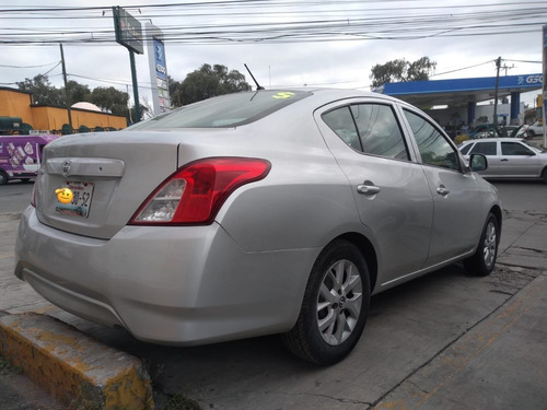 Imagen 3 de 7 de Nissan Versa 2018