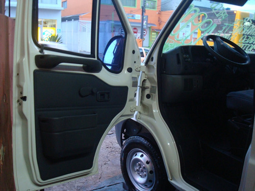 Besta,trafic,kombi,ducato Caminhonete Furgao Cargomotor Ruim