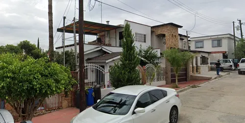 Casa En Remate Bancario En C. Sto. Tomás, El Refugio, Tecate, B.c. (60% Descuento, Excelente Plusvalía) ¡gran Oportunidad De Inversión! - Sk12