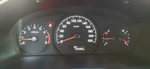 Hyundai Gran Starex 2.4 Vidriada 9 Pasajeros