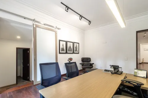 Casa En Venta En El Nogal. Cod V5344