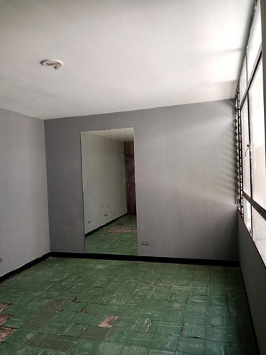 Imagen 5 de 10 de Casa Para Remodelar Al Gusto, Lomas Del Club Hipico
