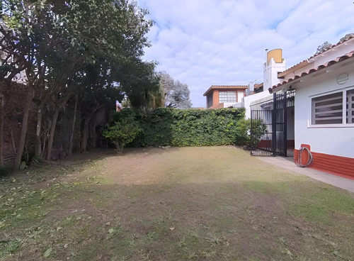 Casa En Venta De 3 Dormitorios - Garage - Jardin - En Barrio Parque Cornelio Saavedra