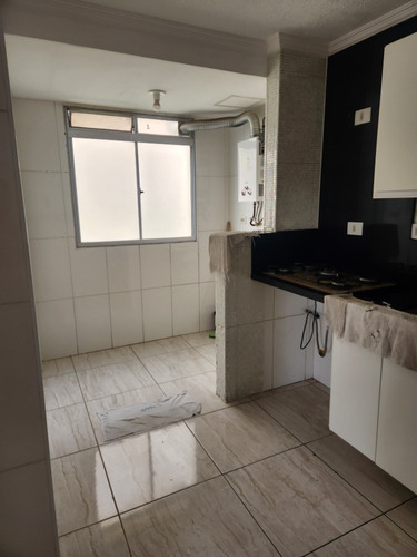 Apartamento Térreo 4 Cômodos.