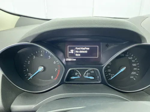 Ford Escape 2.0 Titanium 245 hp