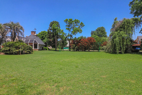 Venta Casa De 6 Ambientes - Country Club San Diego