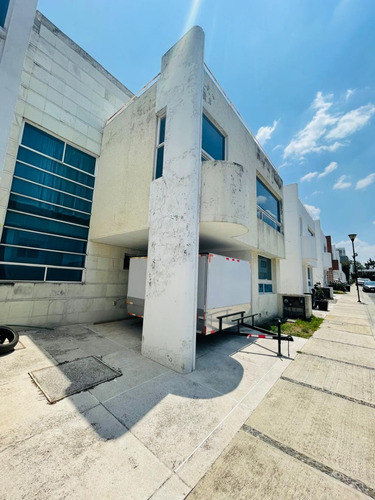 ¡hazla Tuya! Casa Para Remodelar En Fontana Residencial