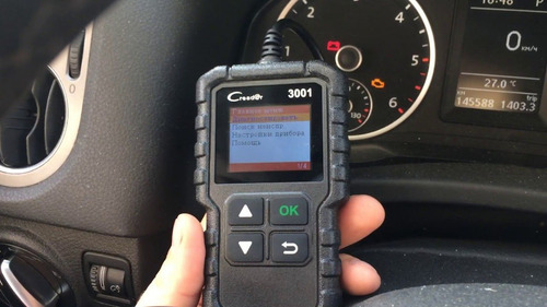 Imagen 5 de 10 de Scanner Launch Creader 3001 Obd2 Automotriz Escaner